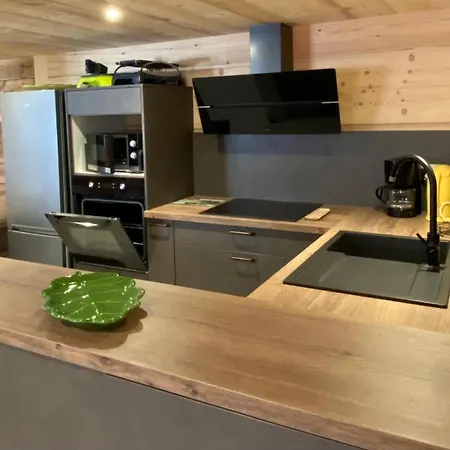 Apartment 8 Pers Ac Jacuzzi Portes Du Soleil La Chapelle-chatel